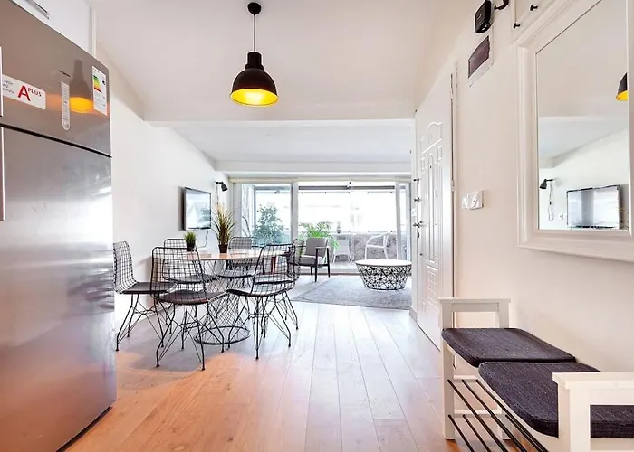 Prime Location With Terrace İstanbul