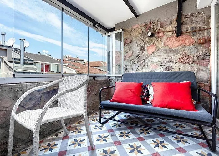 Prime Location With Terrace