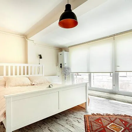 Appartamento Prime Location With Terrace Provincia di Istanbul